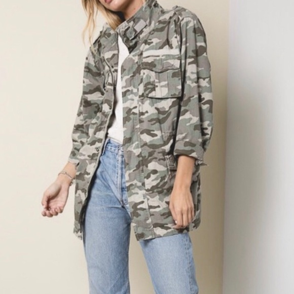 Oversized Camo Jacket - Size M & L - Picture 2 of 7